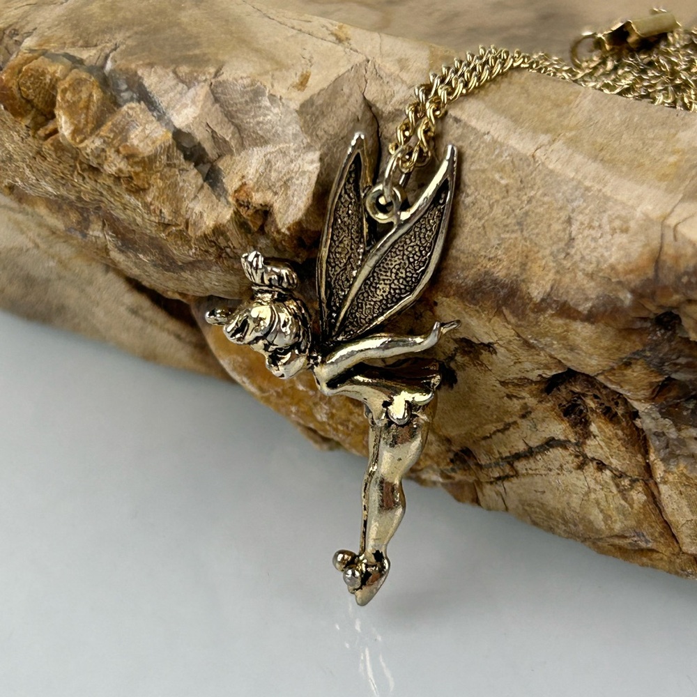 Vintage Tinkerbell Disneyland Walt Disney Productions Gold Tone Necklace